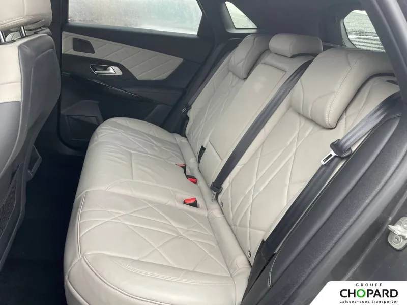 Image secondaire du véhicule 12