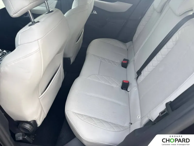 Image secondaire du véhicule 12