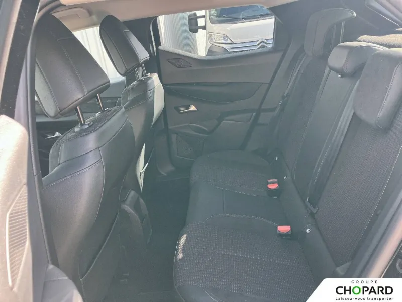 Image secondaire du véhicule 12