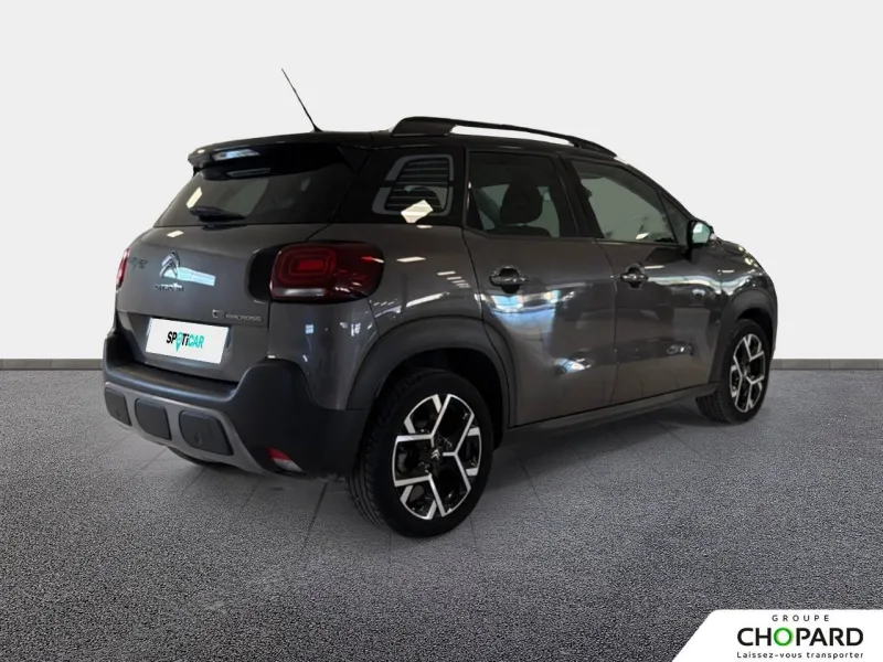 Image secondaire du véhicule 9