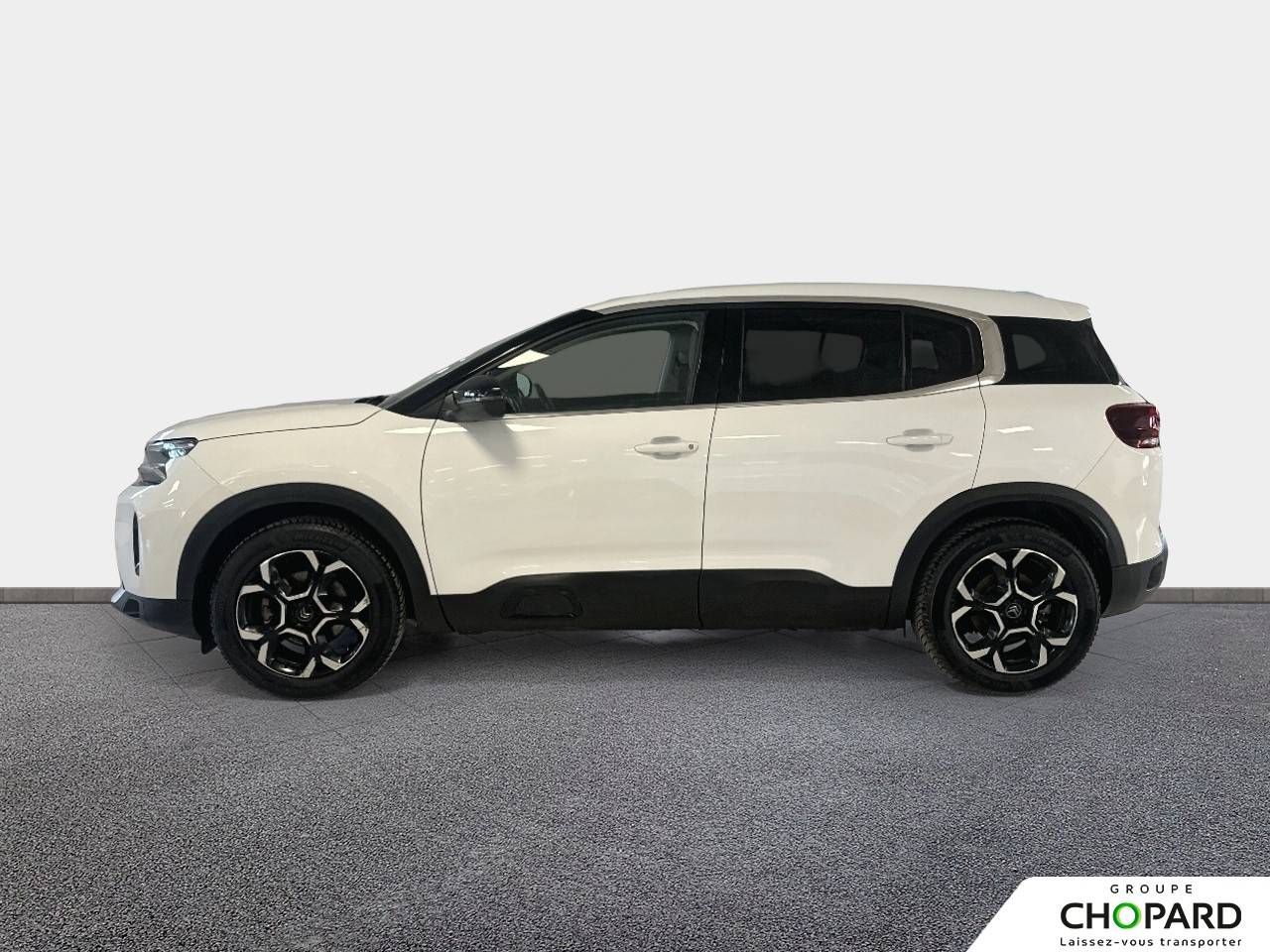 Image secondaire du véhicule 10