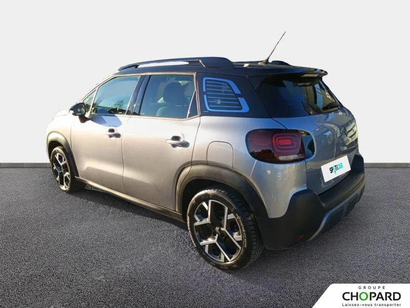 Image secondaire du véhicule 8