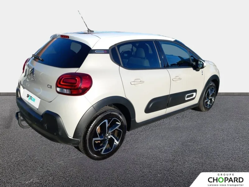 Image secondaire du véhicule 4