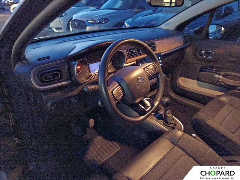 Image secondaire du véhicule 3