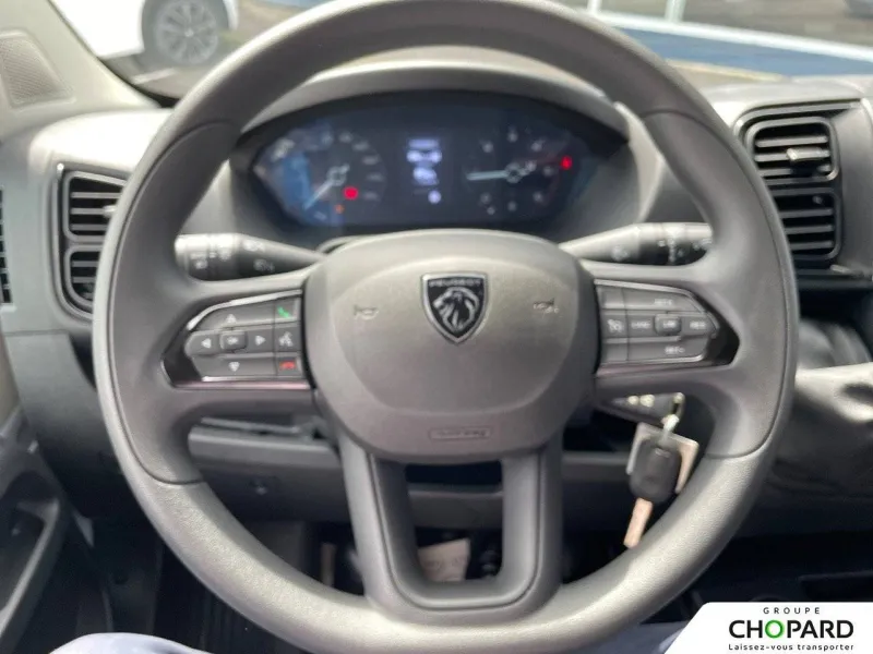 Image secondaire du véhicule 18