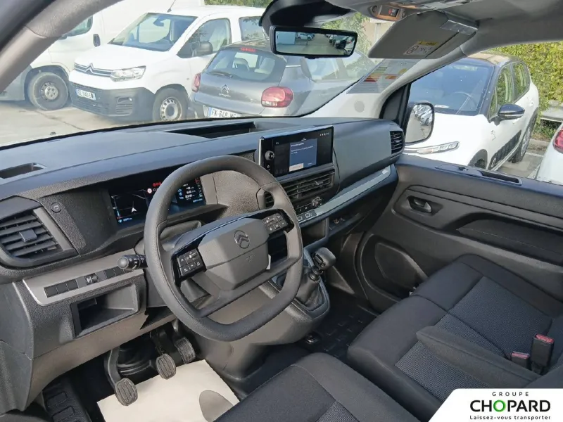 Image secondaire du véhicule 11