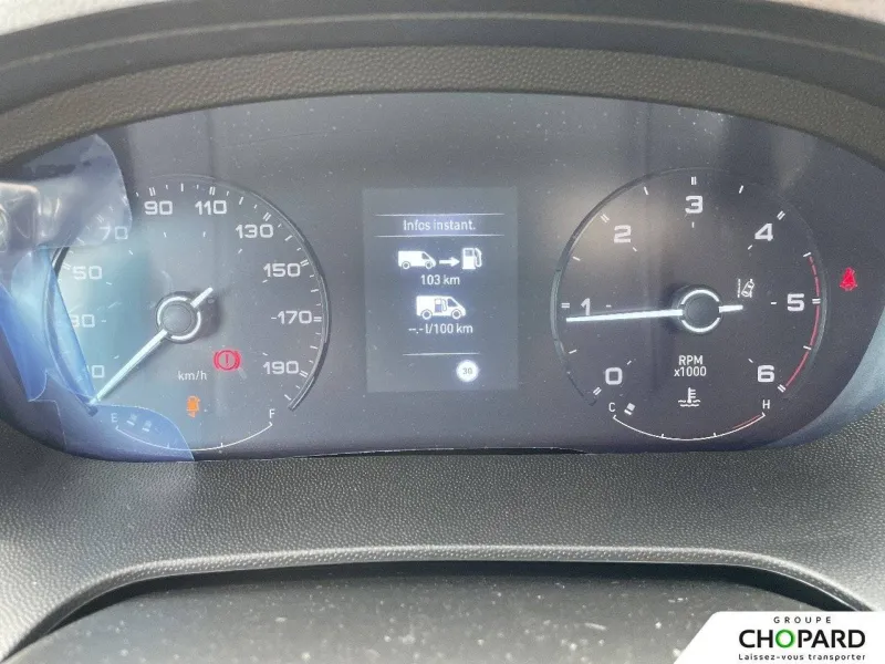 Image secondaire du véhicule 22