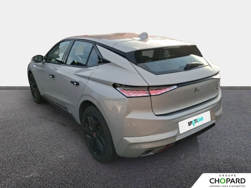 Image secondaire du véhicule 8