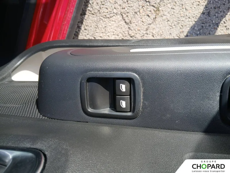 Image secondaire du véhicule 3