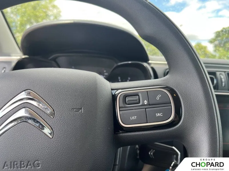 Image secondaire du véhicule 3