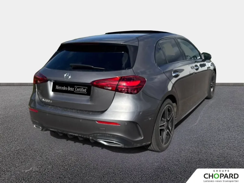 Image secondaire du véhicule 4