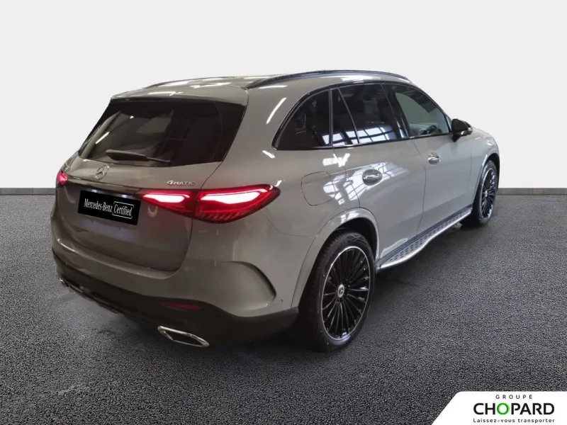 Image secondaire du véhicule 4