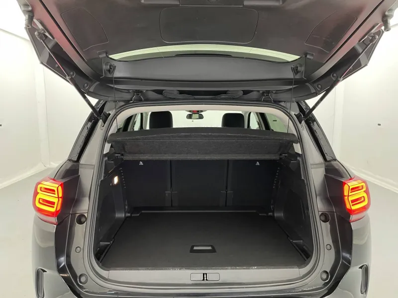 Image secondaire du véhicule 14