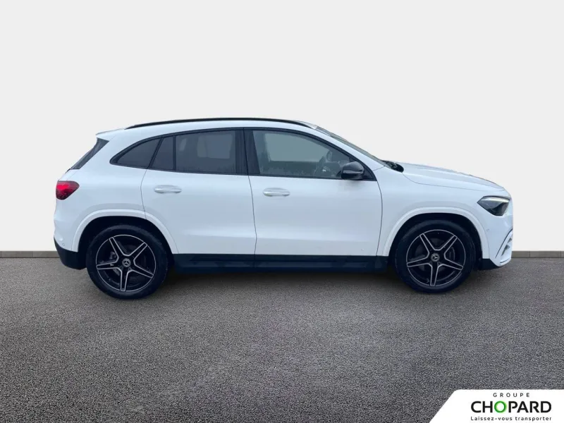 Image secondaire du véhicule 10