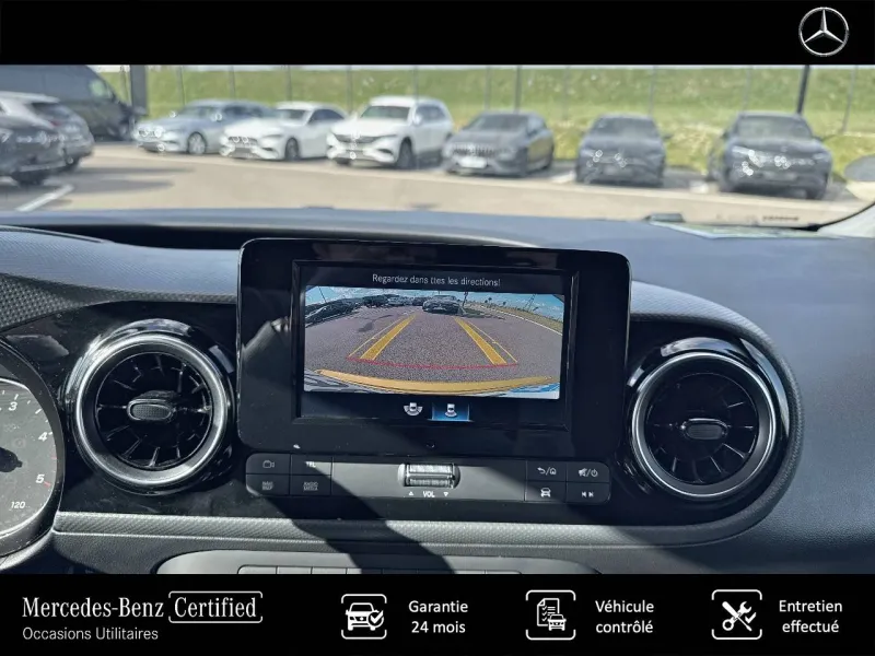 Image secondaire du véhicule 10