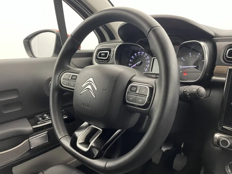 Image secondaire du véhicule 31