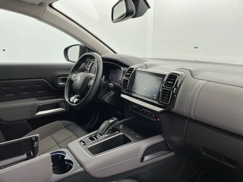 Image secondaire du véhicule 32