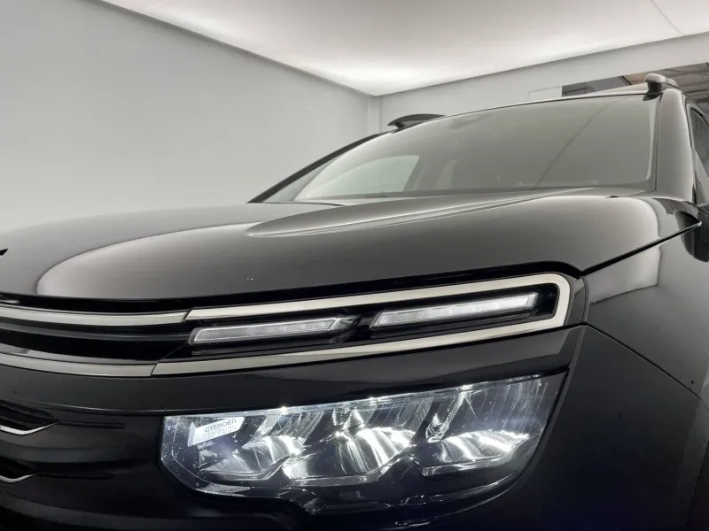 Image secondaire du véhicule 33