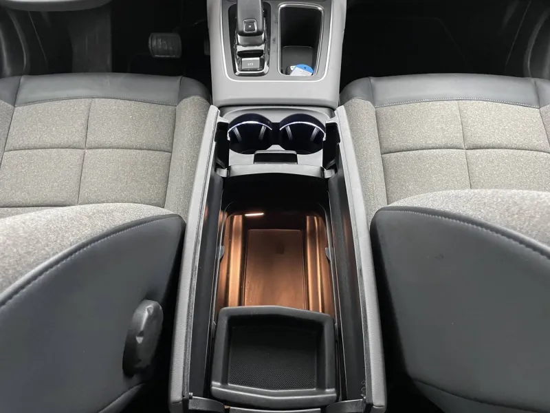 Image secondaire du véhicule 34