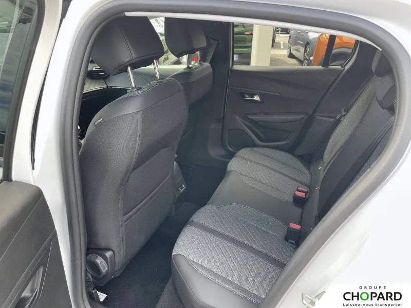 Image secondaire du véhicule 12