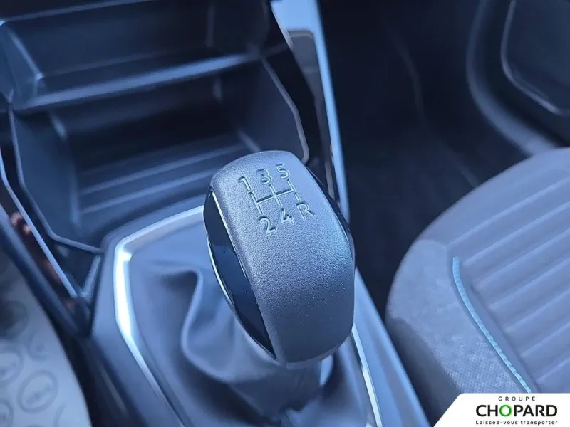 Image secondaire du véhicule 24