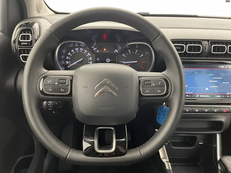 Image secondaire du véhicule 24