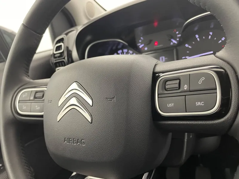 Image secondaire du véhicule 30