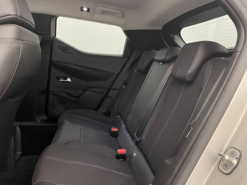 Image secondaire du véhicule 16