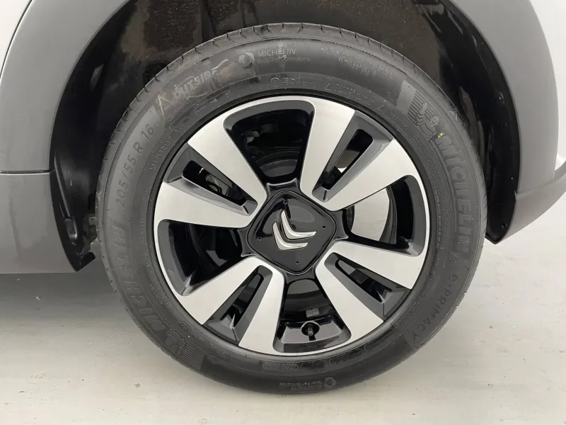 Image secondaire du véhicule 17