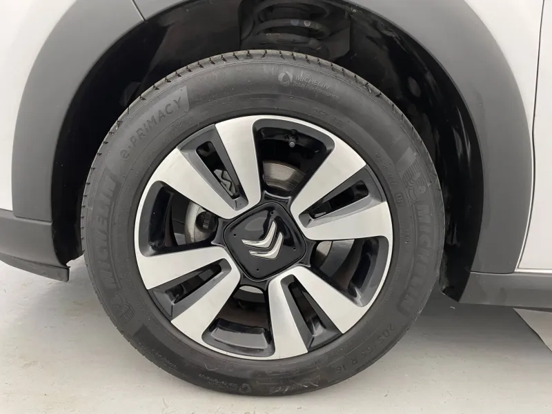 Image secondaire du véhicule 18