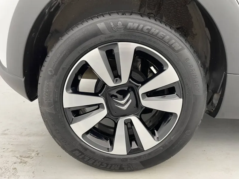 Image secondaire du véhicule 20