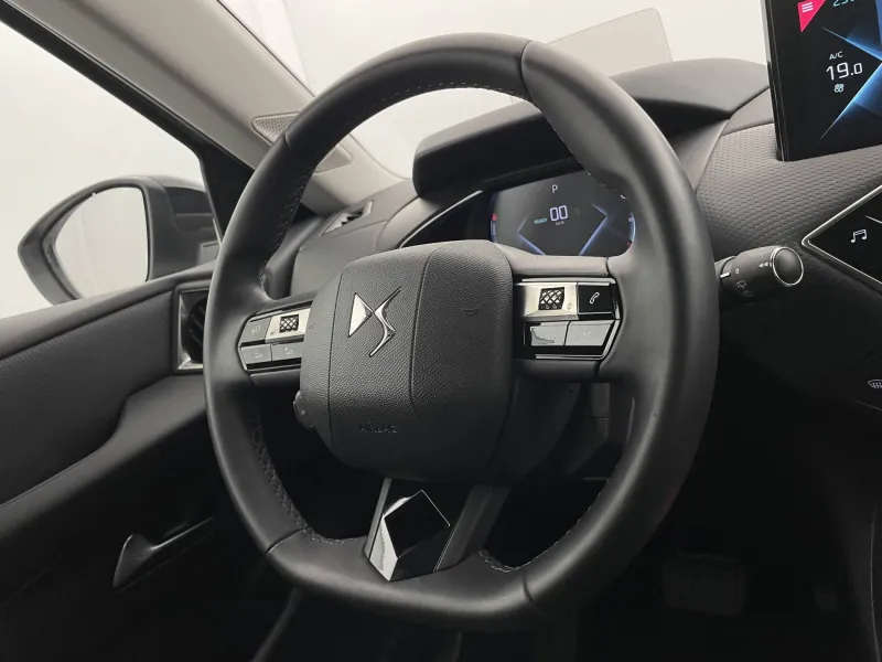 Image secondaire du véhicule 25