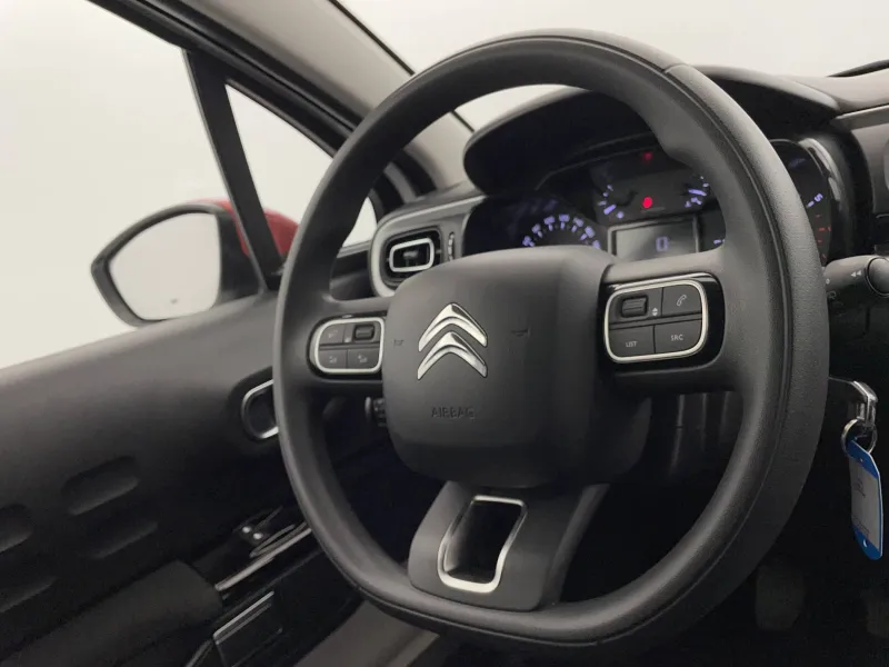 Image secondaire du véhicule 30