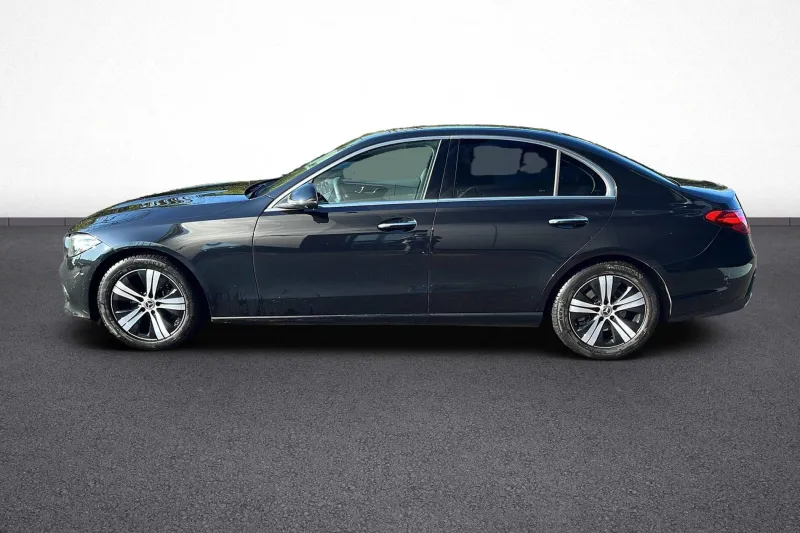 Image secondaire du véhicule 4