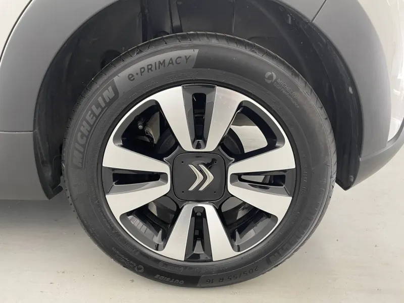 Image secondaire du véhicule 17