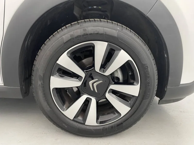 Image secondaire du véhicule 19