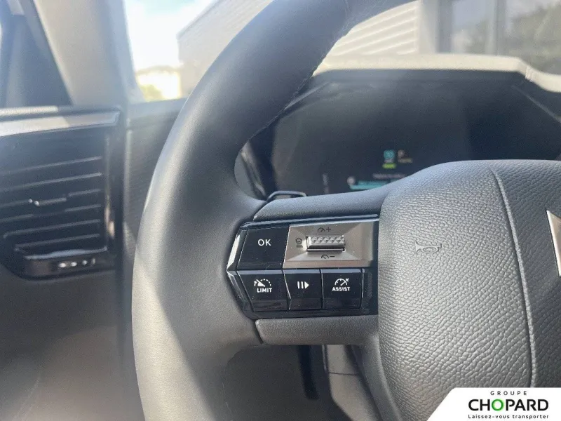 Image secondaire du véhicule 12