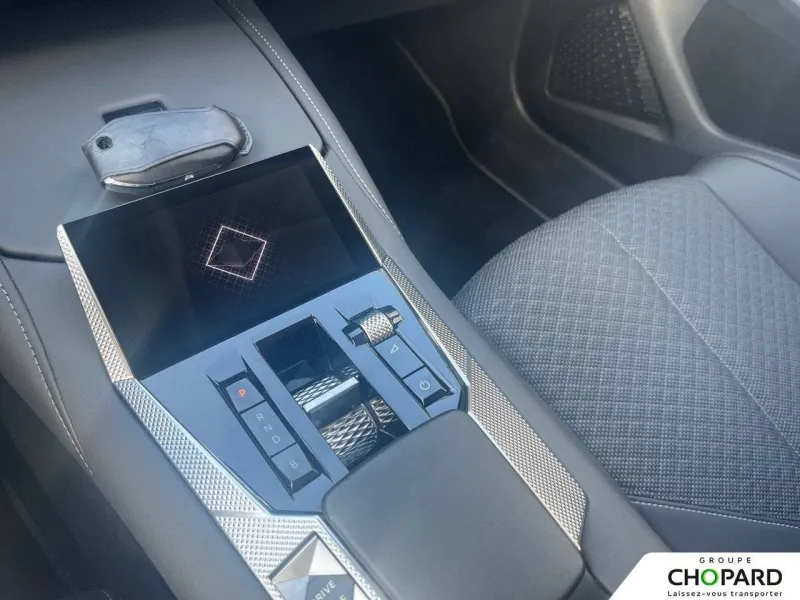 Image secondaire du véhicule 24