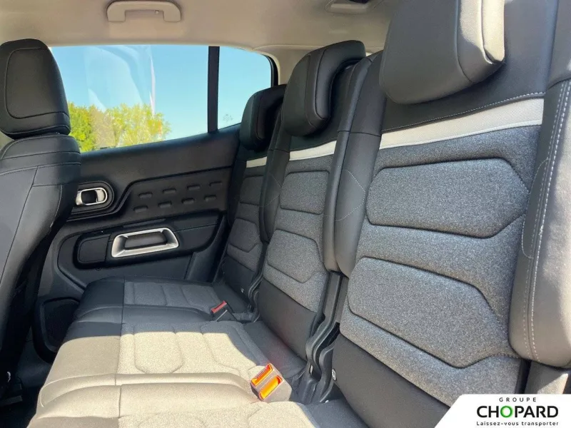 Image secondaire du véhicule 19