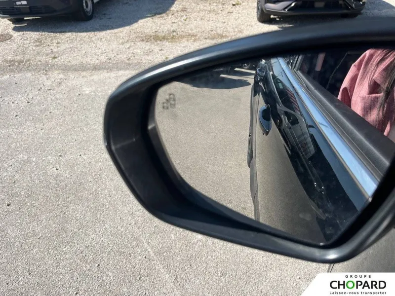 Image secondaire du véhicule 30