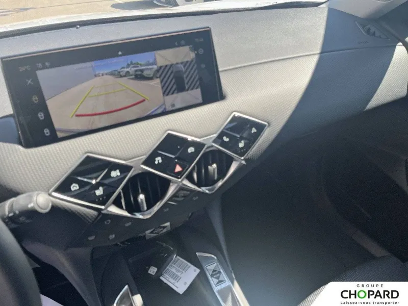 Image secondaire du véhicule 11