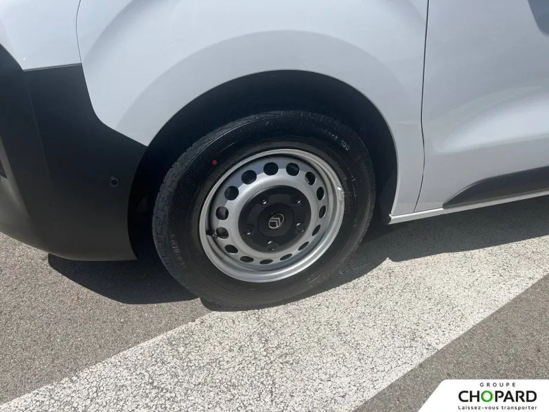 Image secondaire du véhicule 24