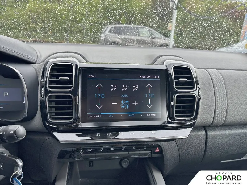 Image secondaire du véhicule 15