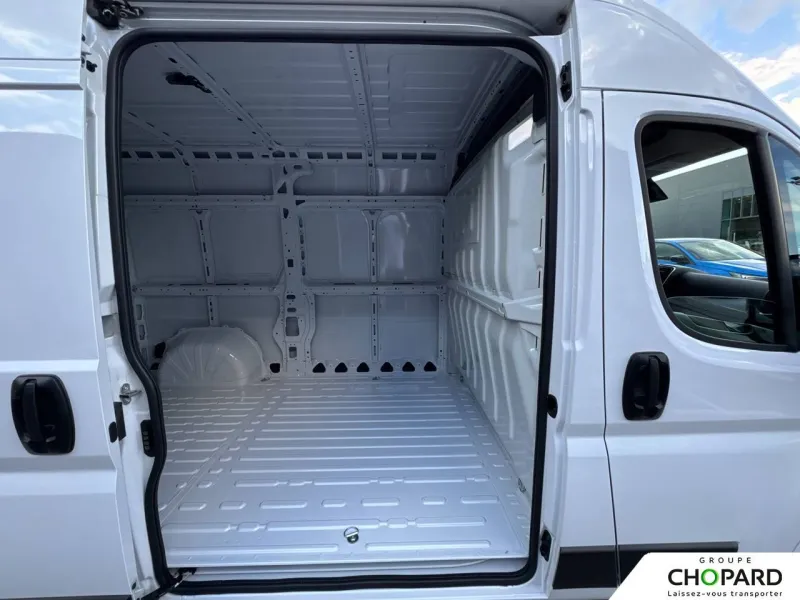 Image secondaire du véhicule 21