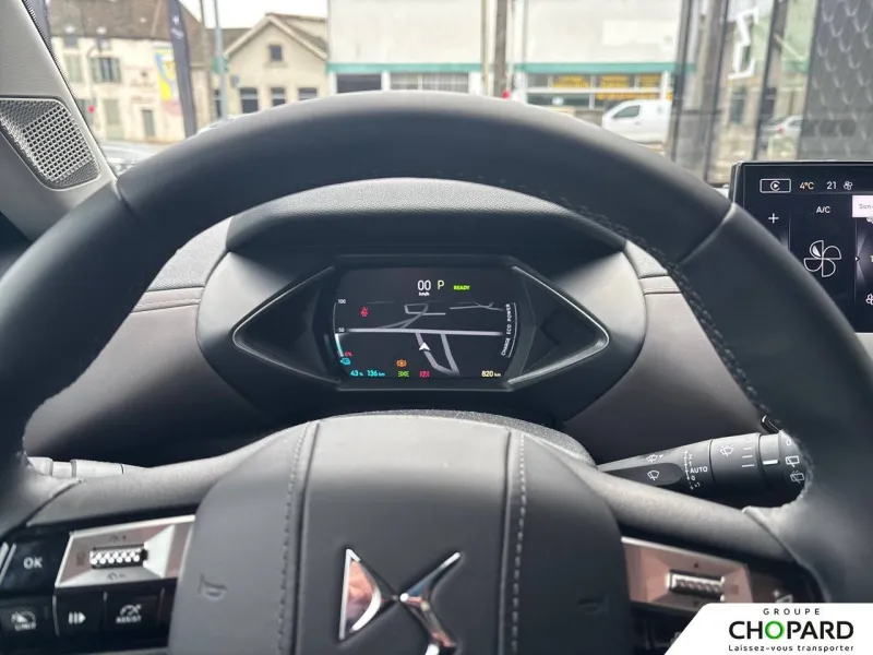 Image secondaire du véhicule 18