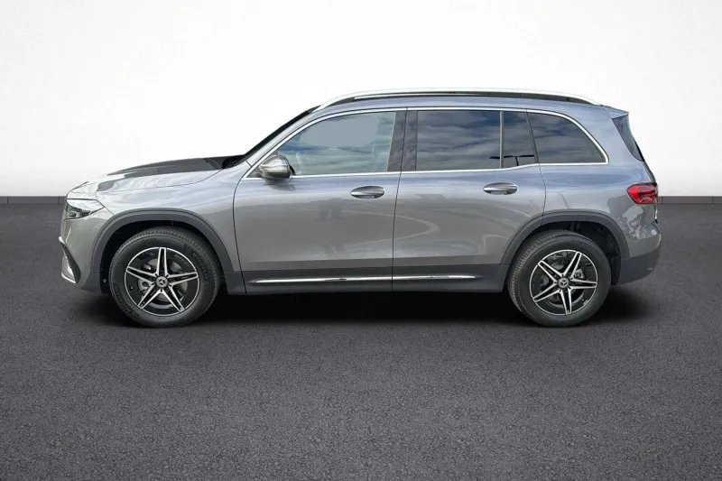 Image secondaire du véhicule 4