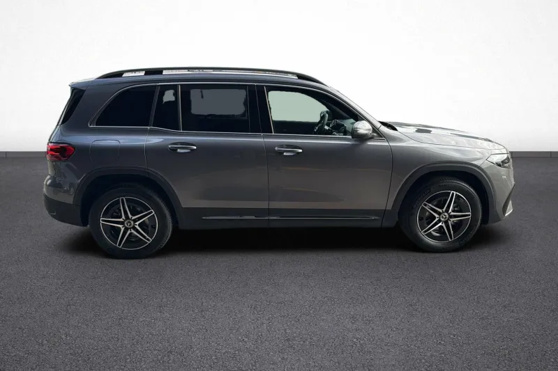 Image secondaire du véhicule 8