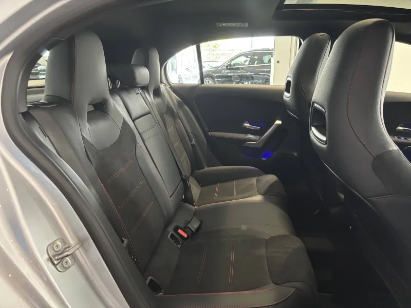 Image secondaire du véhicule 5