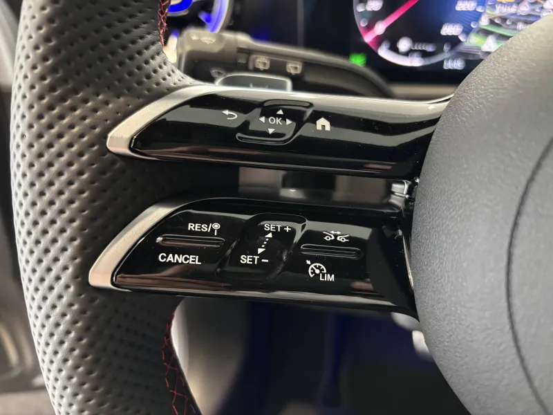 Image secondaire du véhicule 8