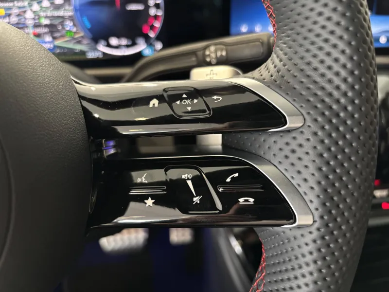 Image secondaire du véhicule 9